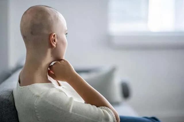 Kiedy można farbować włosy po radioterapii głowy - ważne informacje i porady